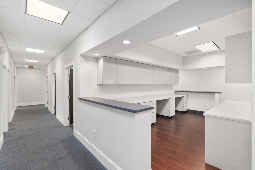 More Photos Of 1014 NW 57th St, Gainesville Medical For Lease