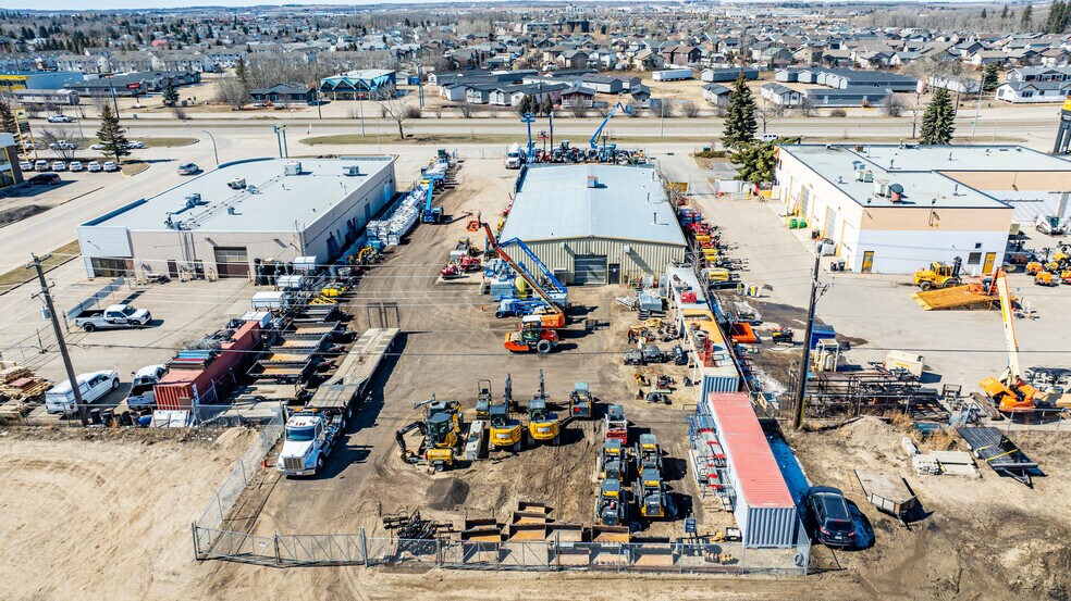 More Photos Of 7895 50 Av, Red Deer Warehouse For Sale