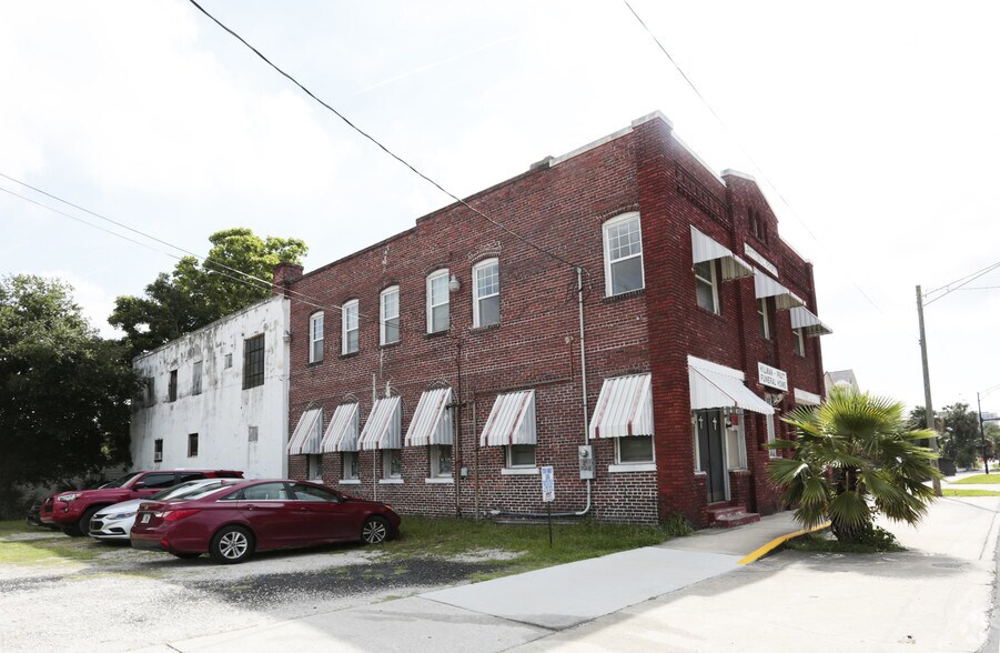 More Photos Of 525 Beaver St, Jacksonville Cemetery Mausoleum For Lease