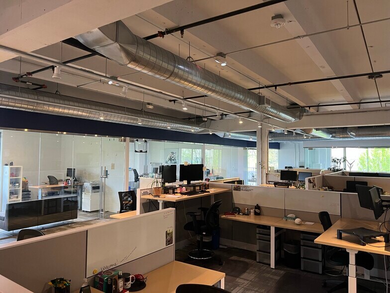 More Photos Of 100 E Broadway Ave, Eugene Office For Lease