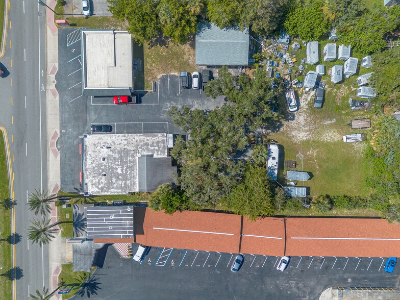 More Photos Of 1841 S Ridgewood Ave, Daytona Beach Freestanding For Sale