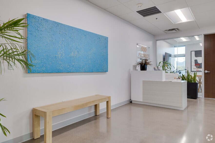 More Photos Of 17851 N 85th St, Scottsdale Office For Lease