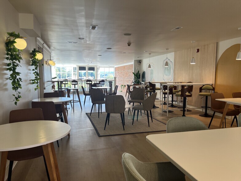 More Photos Of 1118 1st St, Snohomish Storefront For Sale