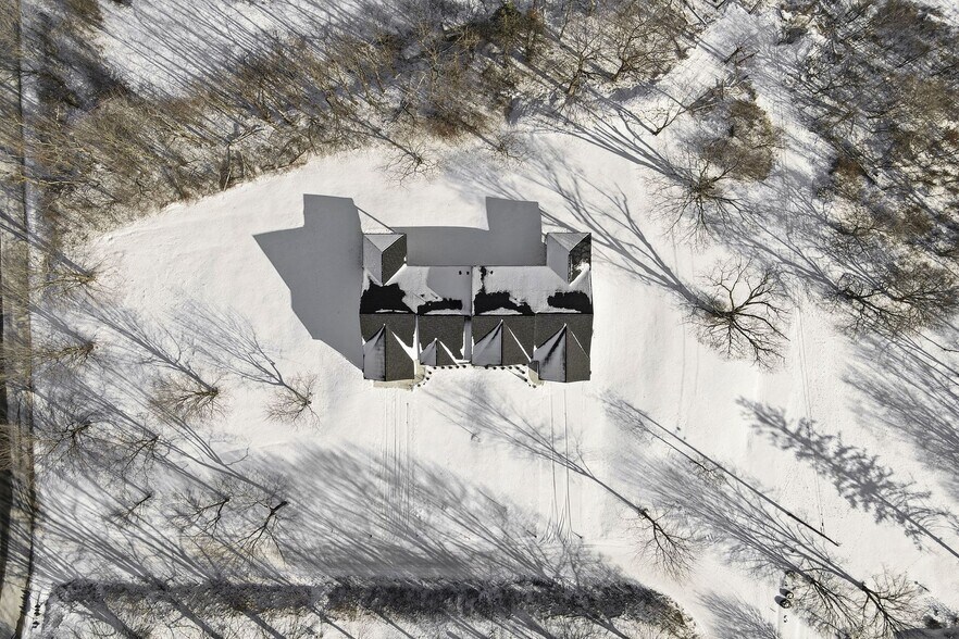 More Photos Of 100 Huselton Dr, Butler Multifamily For Sale