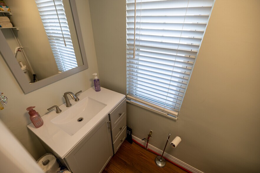 More Photos Of 10 Dun Rd, Chillicothe Office For Sale