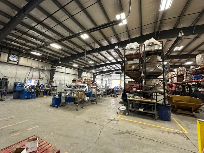 More Photos Of 112 Corporate Dr, Morgantown Warehouse For Sale