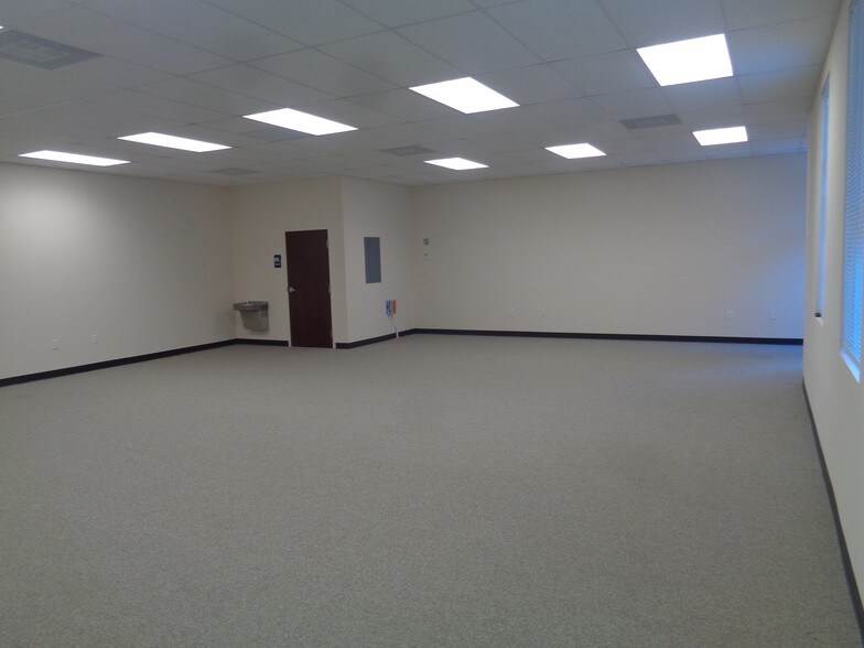 More Photos Of 12411-12433 NW 35th St, Coral Springs Office For Lease