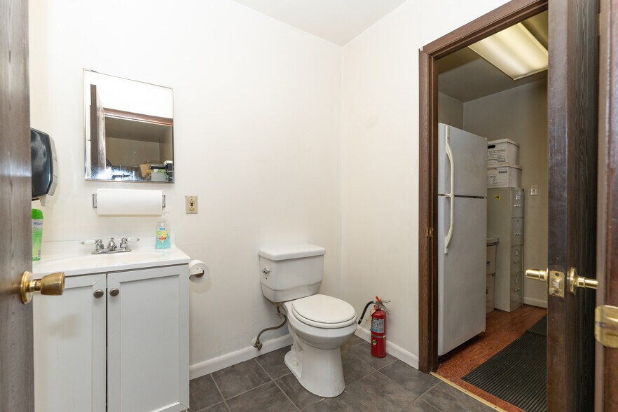 More Photos Of 14550 Route 30, North Huntingdon Auto Dealership For Sale