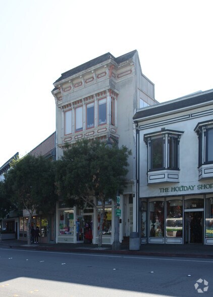 More Photos Of 749-755 Bridgeway, Sausalito Restaurant For Sale
