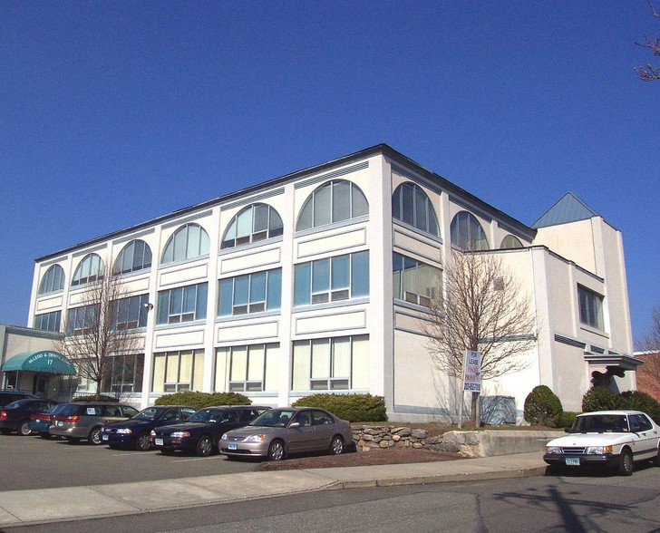 Primary Photo Of 17 High St, Norwalk Office For Lease