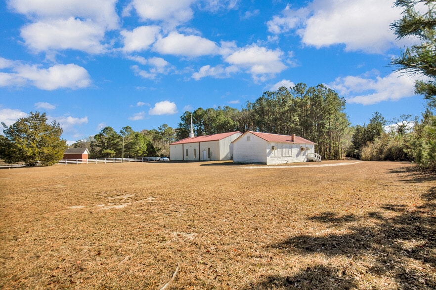 More Photos Of 3460 Big Piney Grove Rd, Clinton Specialty For Sale