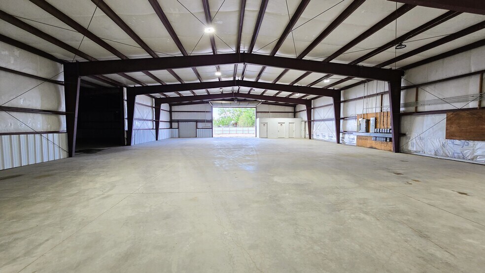 More Photos Of 14486 County Road 19, Platteville Warehouse For Lease