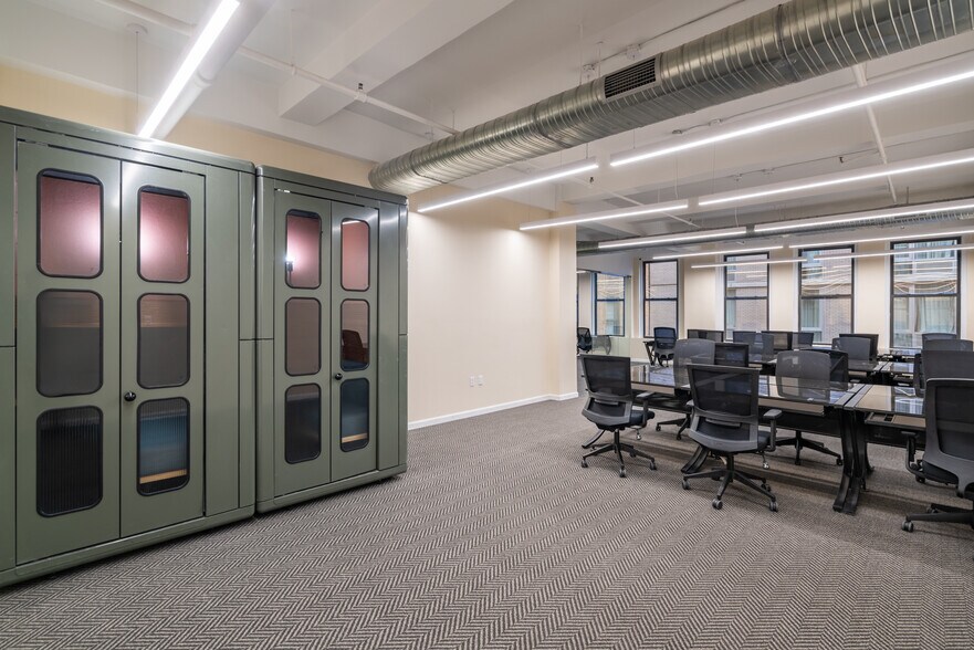 More Photos Of 159 W 25th St, New York Coworking Space