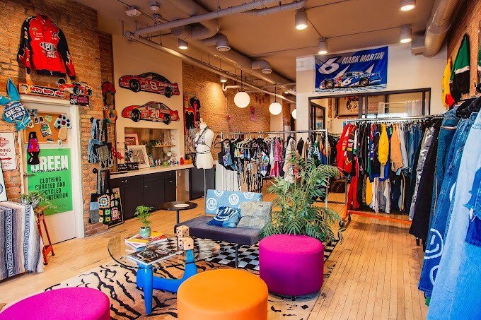 More Photos Of 13-17 S Division Ave, Grand Rapids Apartments For Lease