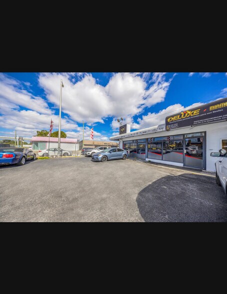 More Photos Of 3450 NW 36th St, Miami Storefront Retail Office For Lease