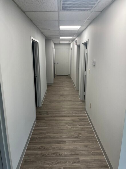 More Photos Of 4470 Bowman Industrial Ct, Conley Warehouse For Lease