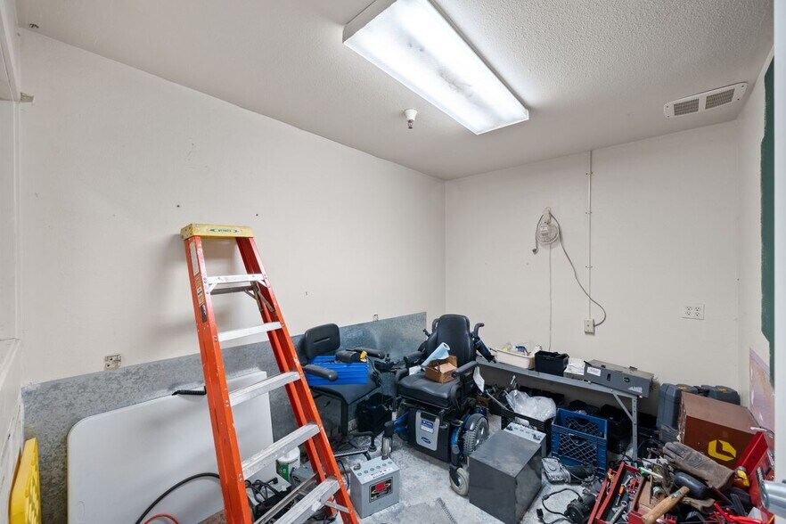 More Photos Of 2911 Shattuck Ave, Berkeley Storefront For Sale