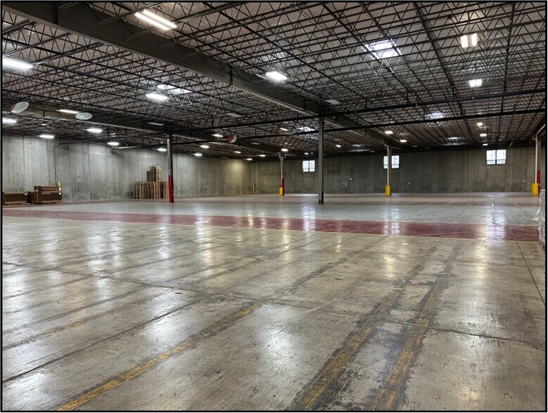 More Photos Of 3610 Independence Dr, Fort Wayne Warehouse For Lease