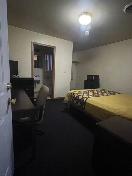 More Photos Of 3190 N US Highway 251, LaSalle Hotel For Sale