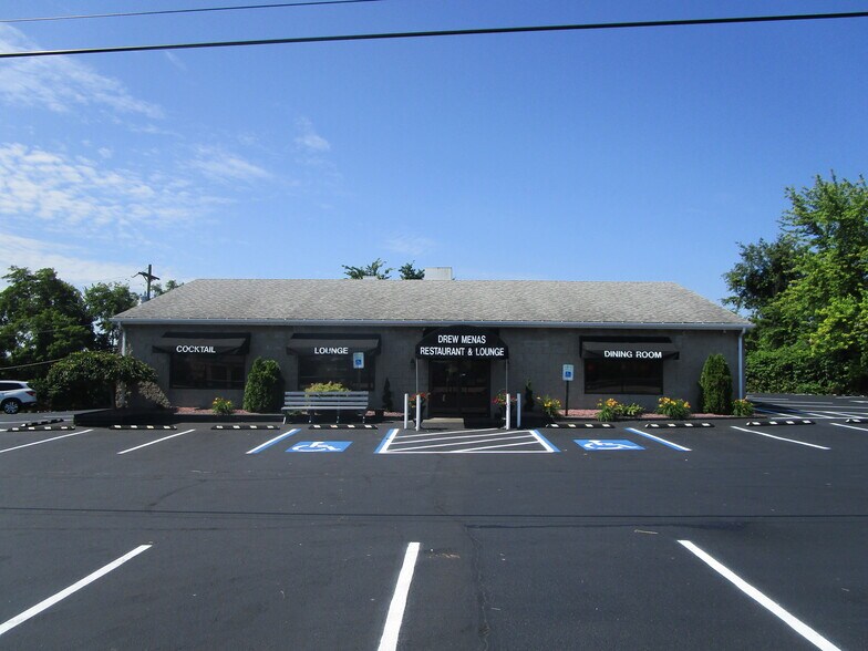 More Photos Of 1456 Lincoln Hwy, North Versailles Restaurant For Sale