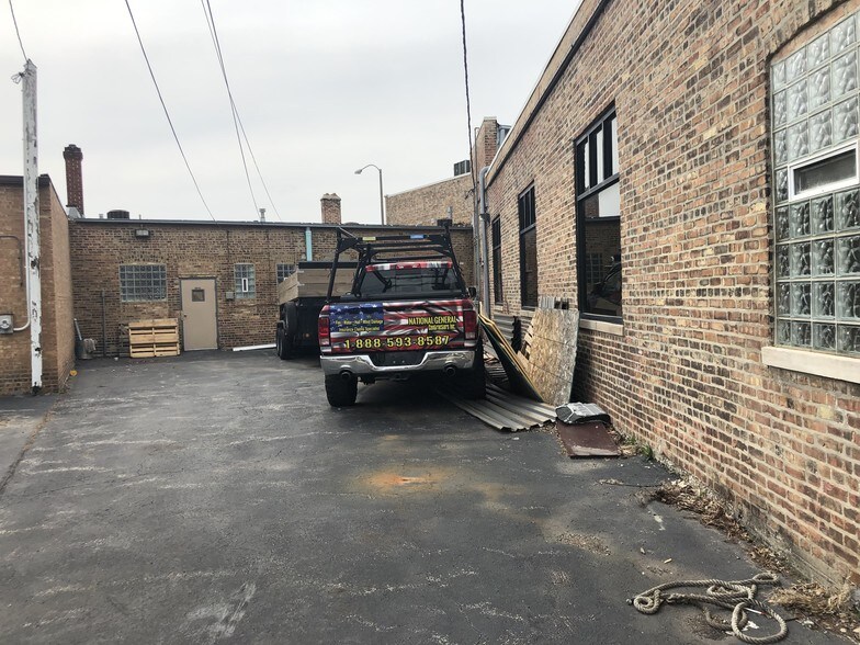 More Photos Of 6613-6621 Ogden Ave, Berwyn Storefront Retail Office For Sale