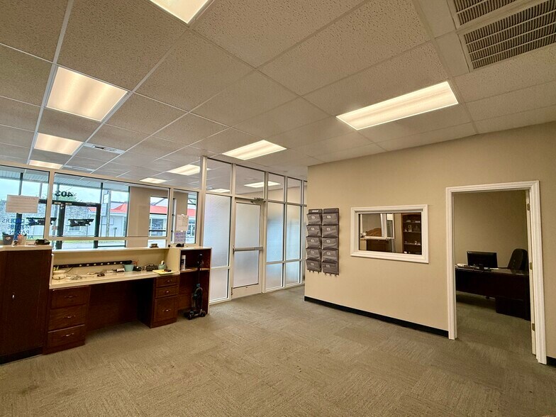 More Photos Of 403 Washington St, Williamston Office For Sale