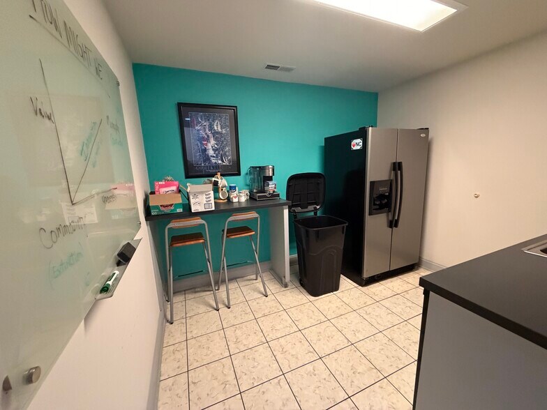 More Photos Of 1653 Thomas a Betts Pky, Rocky Mount General Retail For Lease