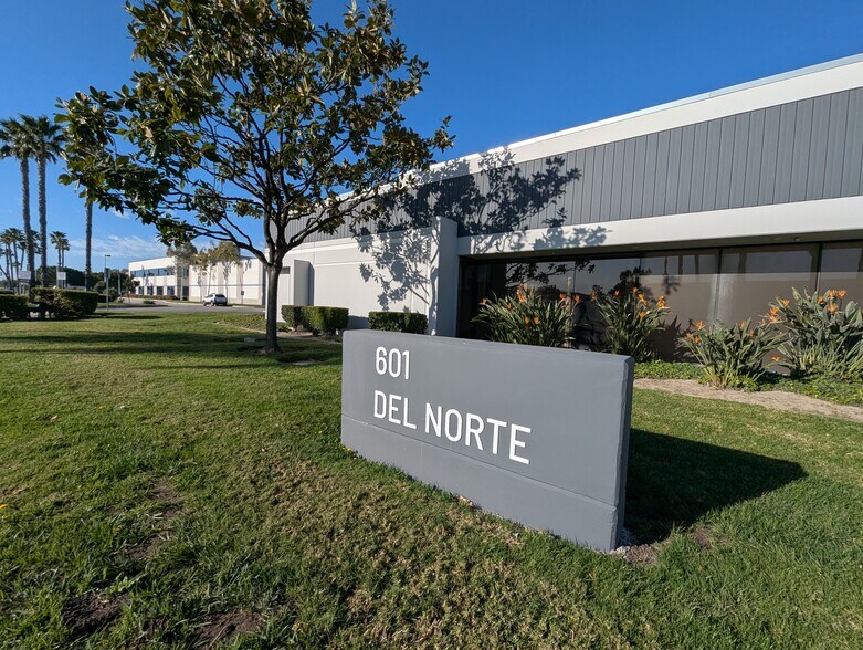 Primary Photo Of 601 Del Norte Blvd, Oxnard Warehouse For Lease