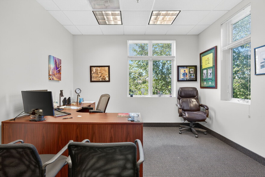 More Photos Of 46165 Westlake Dr, Sterling Medical For Sale