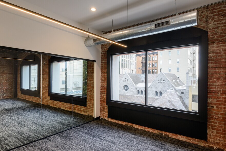 More Photos Of 1714-1720 Franklin St, Oakland Office For Sale