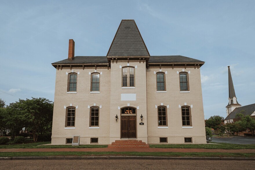 More Photos Of 441 Washington St, Portsmouth Office Residential For Sale