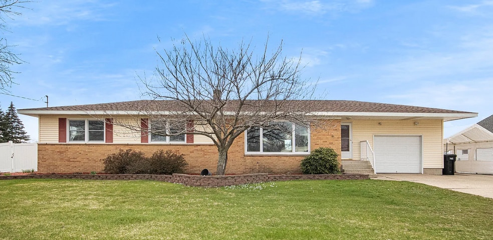 More Photos Of 11151 64th Ave, Allendale Flex For Sale