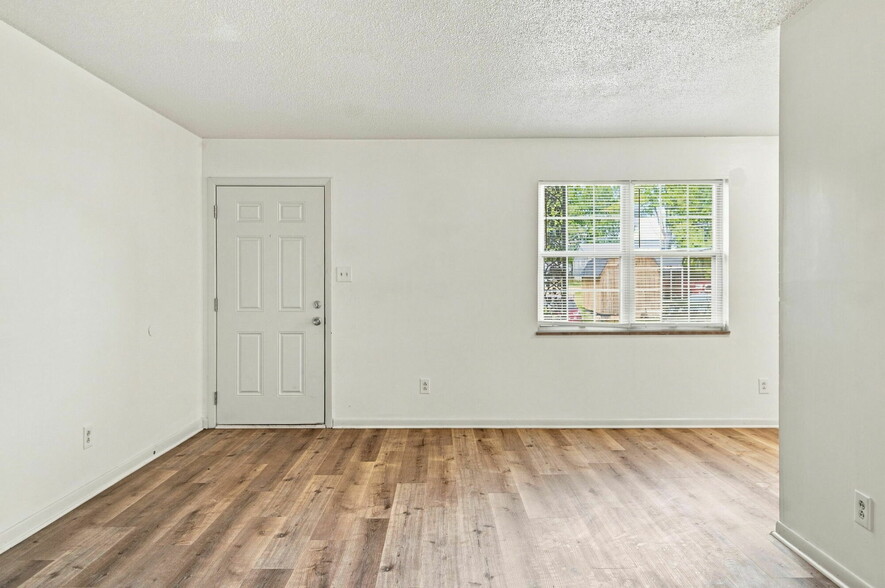 More Photos Of 706 E Inskip Dr, Knoxville Apartments For Sale