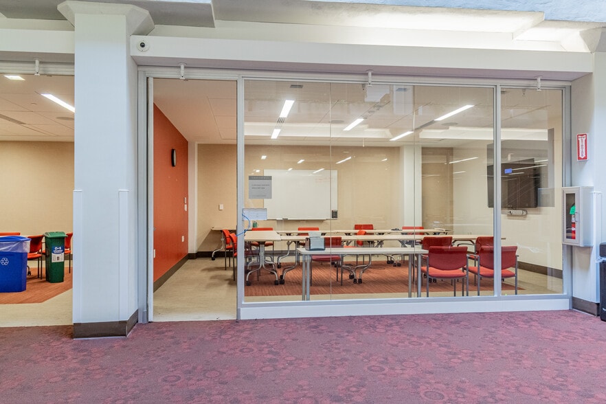 More Photos Of 110 Free St, Portland Medical For Sale