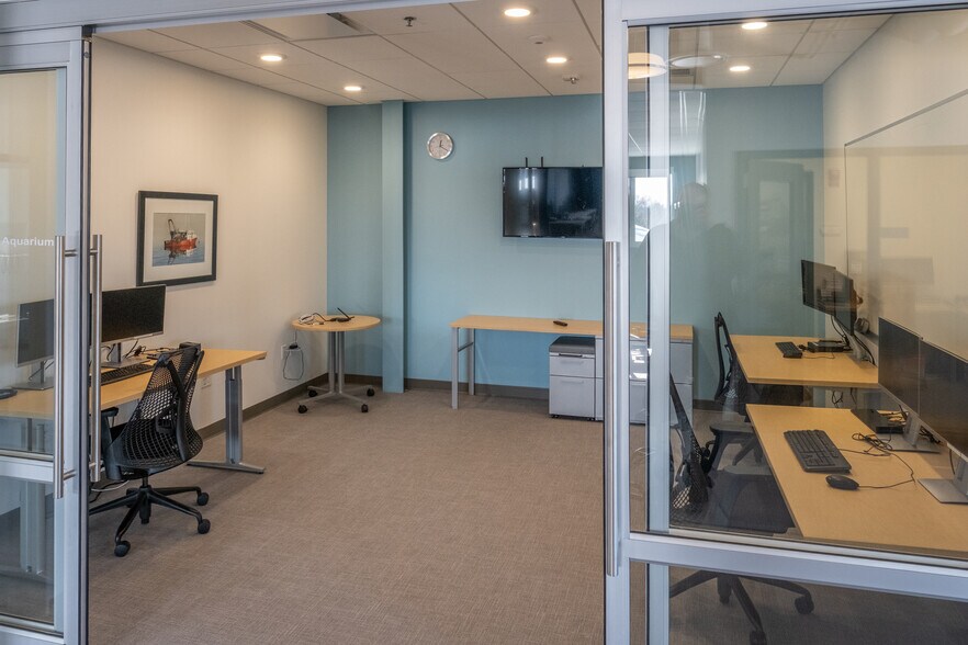 More Photos Of 3280 Evergreen Dr NE, Grand Rapids Medical For Sale