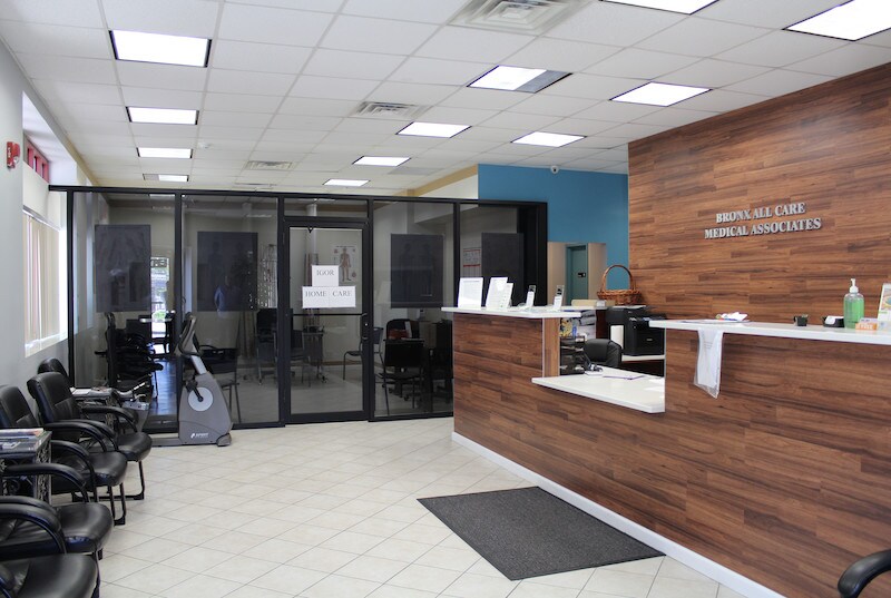 More Photos Of 3000 Eastchester Rd, Bronx Storefront For Sale