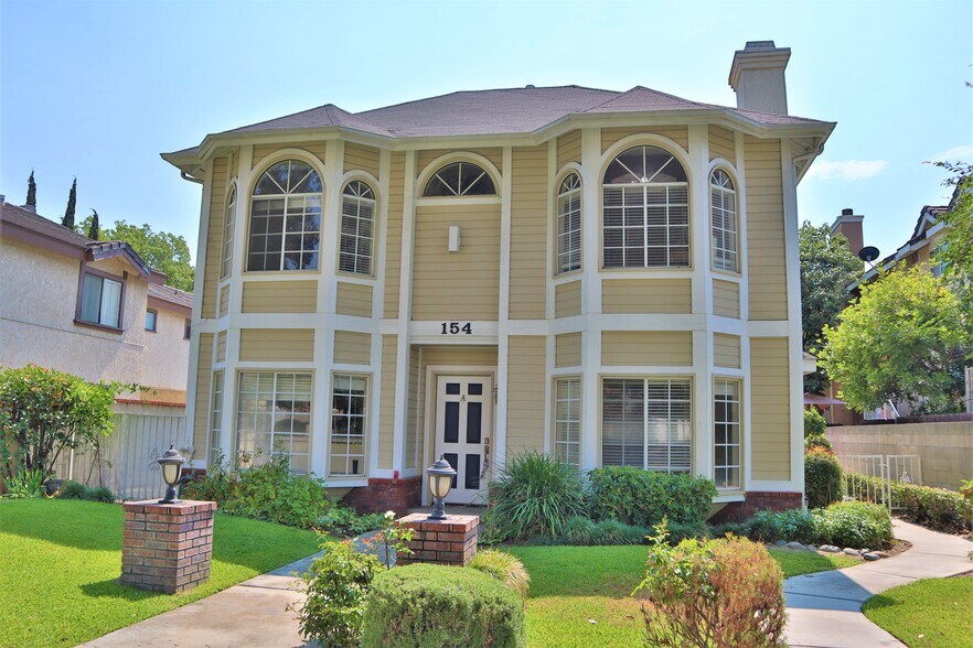 More Photos Of 154 Diamond St, Arcadia Apartments For Sale