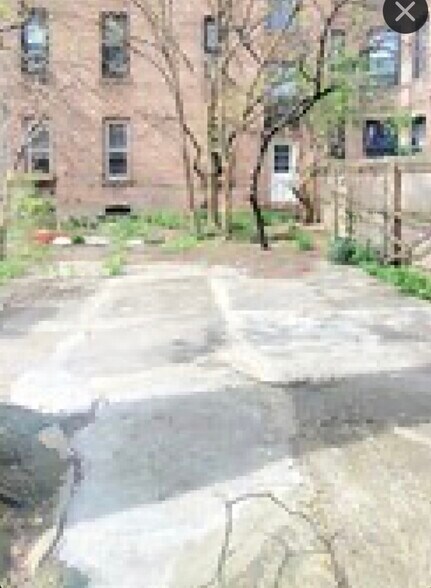 More Photos Of 89-17 Jamaica Ave, Jamaica Storefront Retail Residential For Lease