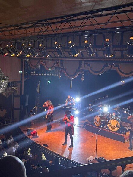 More Photos Of 102 Hill, Griffin Theater Concert Hall For Sale