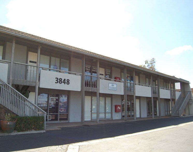 More Photos Of 3848 Campus Dr, Newport Beach Office For Lease