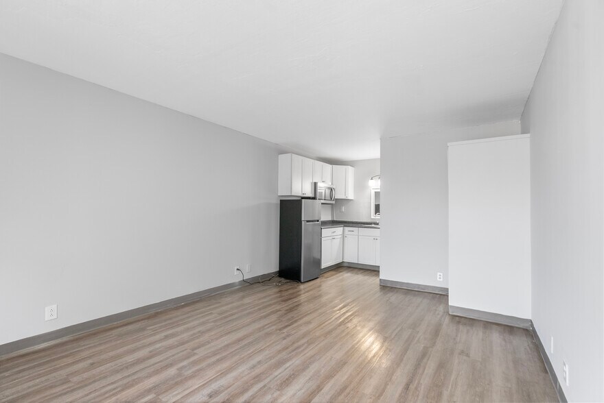 More Photos Of 855 Louisville Rd, Frankfort Apartments For Sale