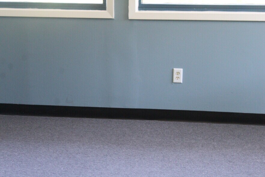 More Photos Of 3321 Doris Ave, Ocean Unknown For Lease