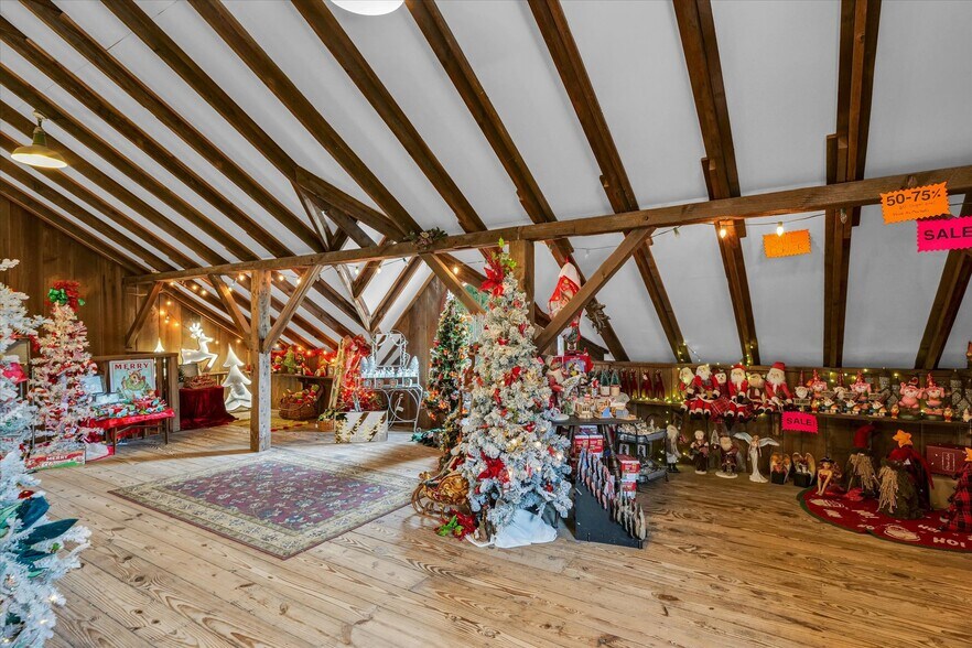 More Photos Of 1356 County Road 2900 N, Rantoul Specialty For Sale