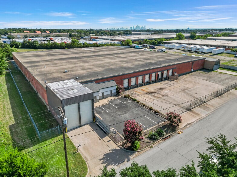 More Photos Of 3141 Hansboro Ave, Dallas Warehouse For Sale