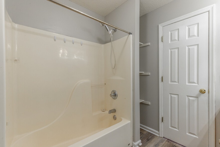 More Photos Of 14 Clara Dr, Ringgold Multifamily For Sale