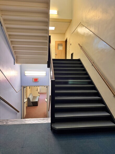 More Photos Of 633 W Perry St, Belvidere Schools For Sale