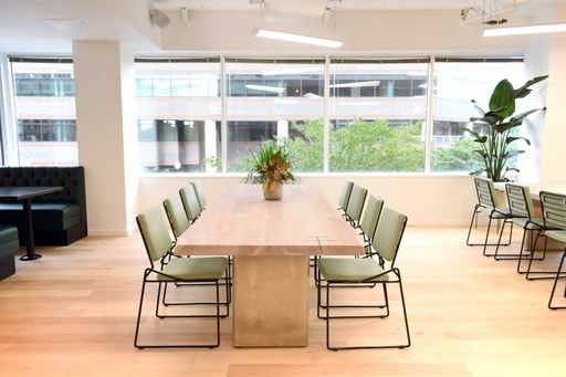 More Photos Of 1010 N Glebe Rd, Arlington Office For Lease