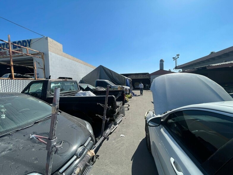 More Photos Of 800 W Williamson Ave, Fullerton Service For Sale