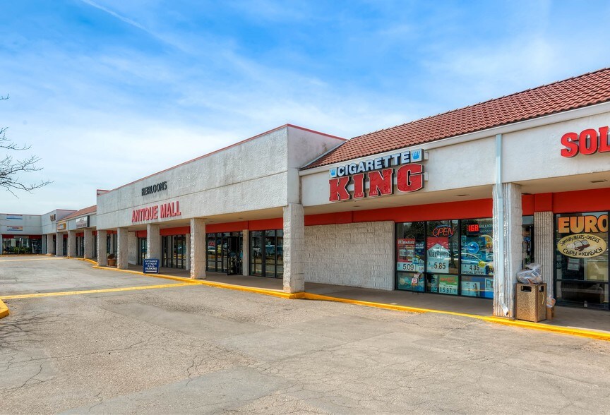 More Photos Of 1907-1985 S Havana St, Aurora Unknown For Lease