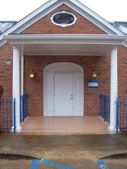 More Photos Of 337 W Pike St, Lawrenceville Medical For Sale